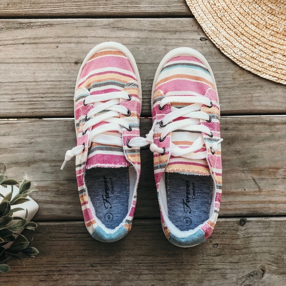 Striped Comfy Sneakers - Picture 4 of 4